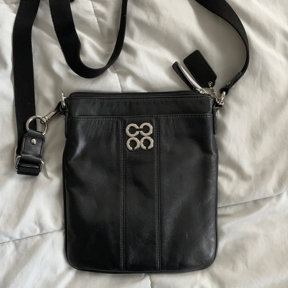 Coach crossbody - Picture 1 of 2